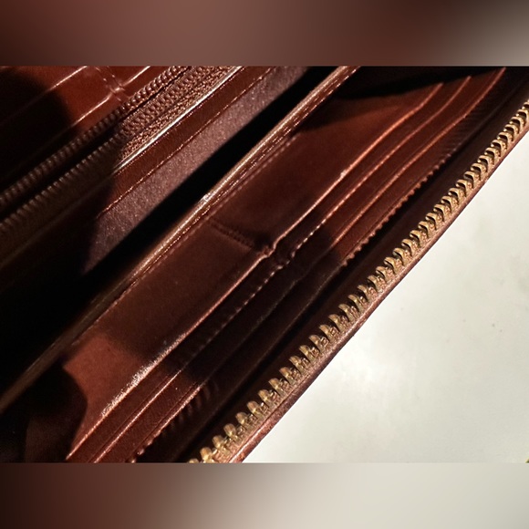 Leather Coach Wallet - Picture 5 of 6